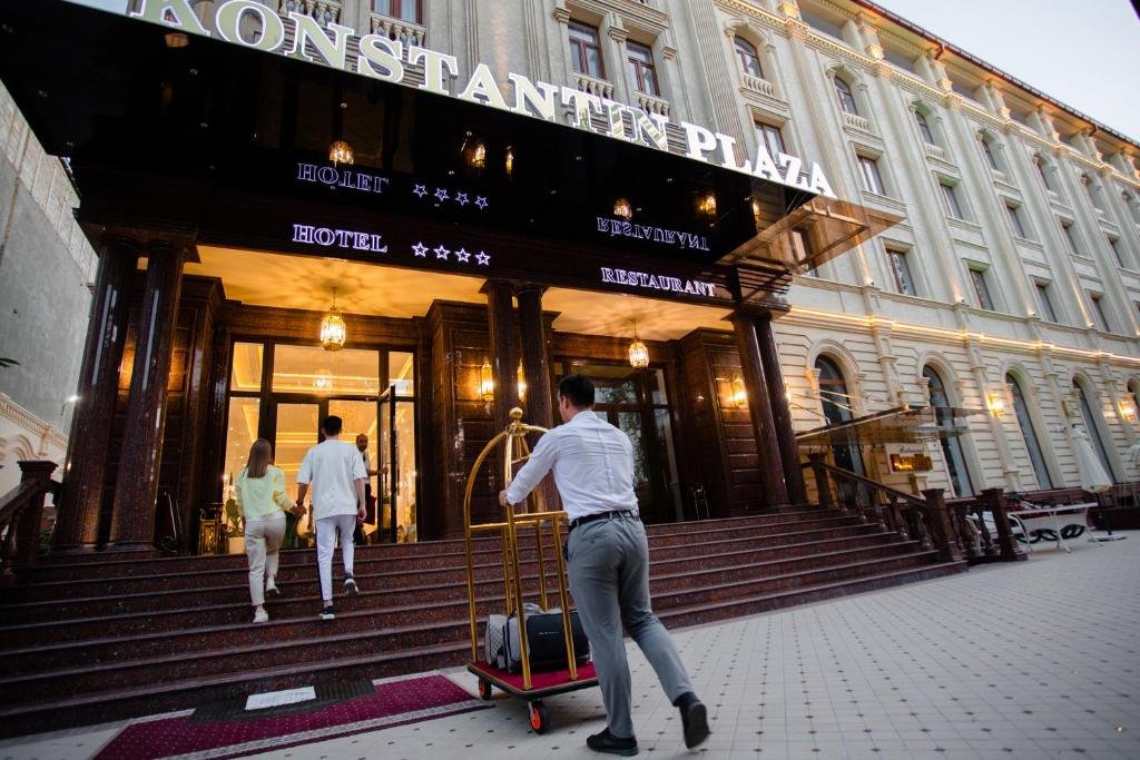 Konstantin Plaza Hotel