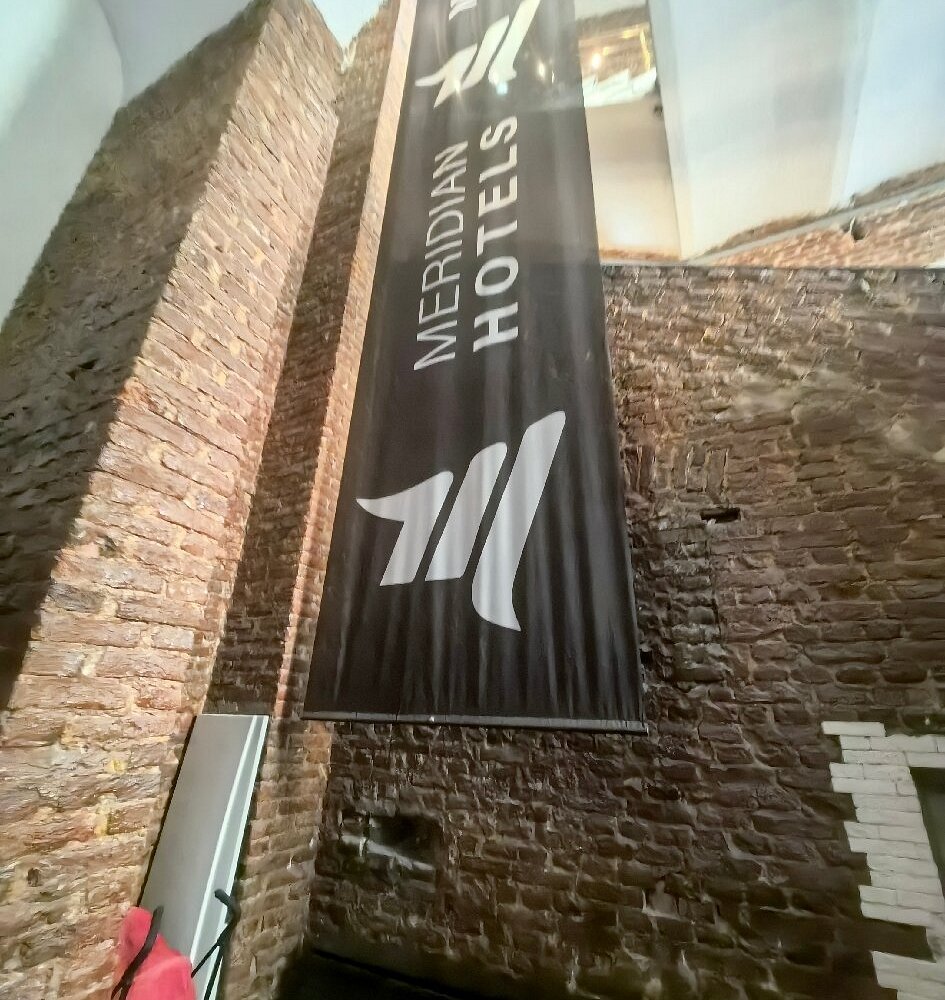 Meridian Hotel